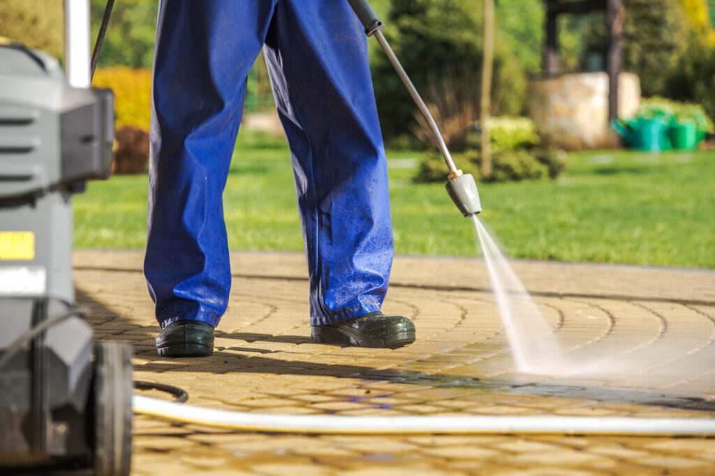 Pressure Cleaning Driveway